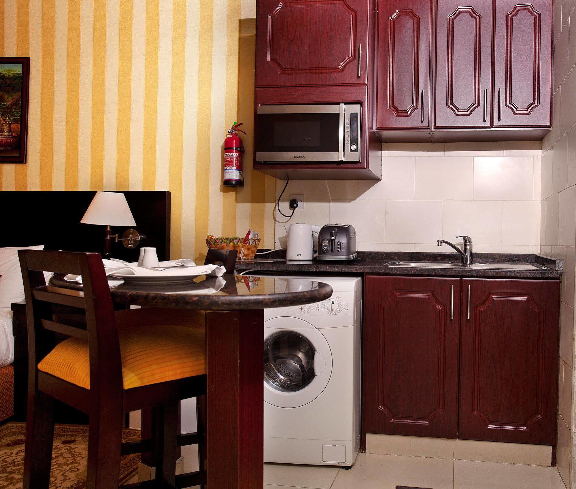 Al Mas Hotel Apartment Dubai Exterior foto